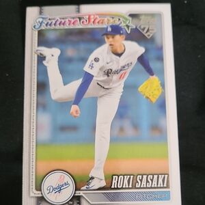 Topps Future Stars Roki Sasaki Card - White and Blue